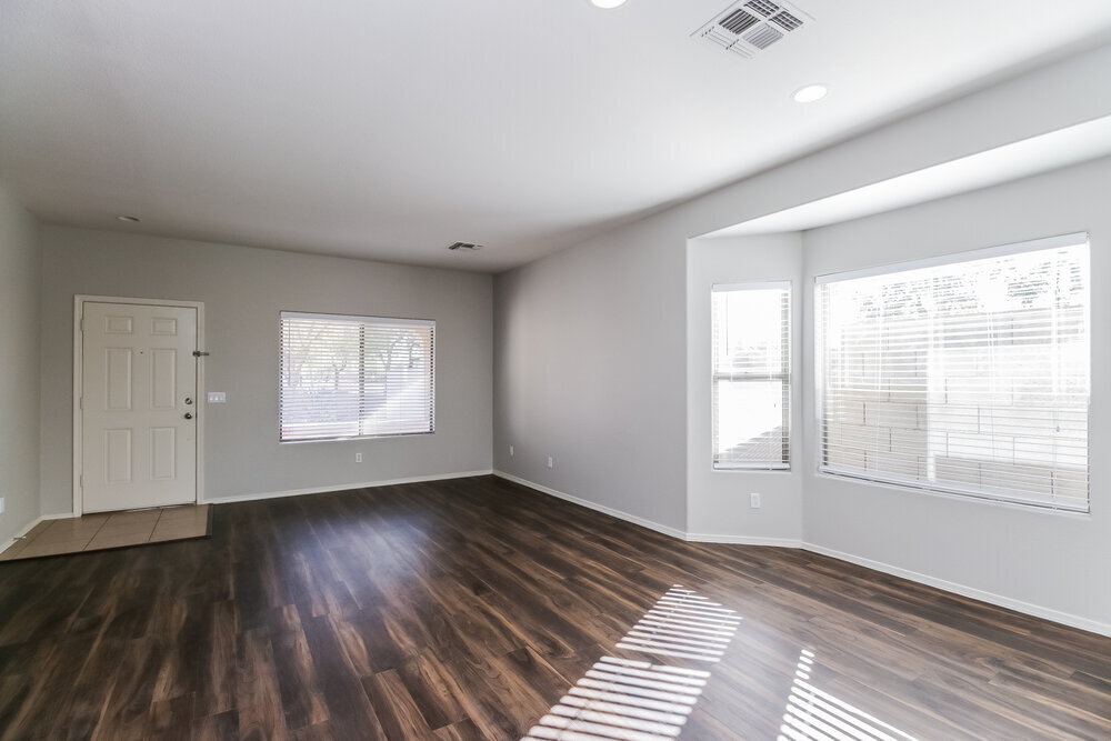 Building Photo - 3402 N 129th Dr