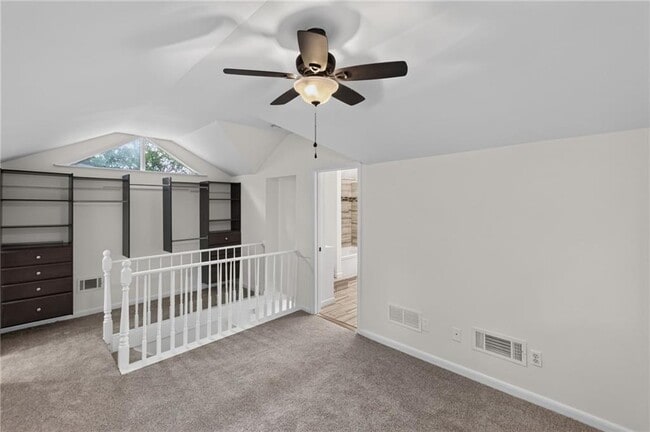 Building Photo - 1801 Evans Dr SW