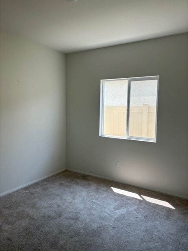 Building Photo - 3 Bedroom + Office, 2 Bath Home with Solar...