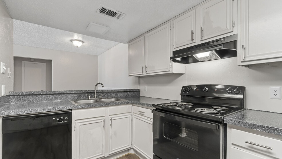 Magnolia on Eastman 1507 N Eastman Rd Longview TX 75601 Apartment