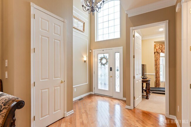 Building Photo - 115 Andover Dr