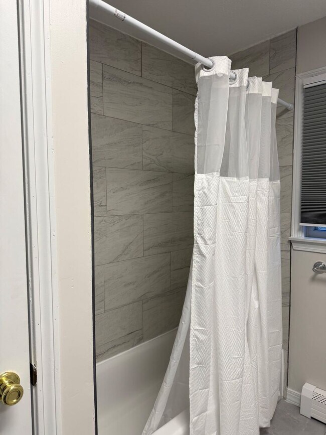 Building Photo - 49-51 Seventh Ave