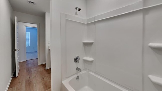 Building Photo - 16117 Lovers Ln