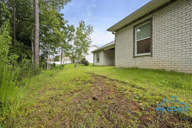 Building Photo - 15328 Oak Creek Cove
