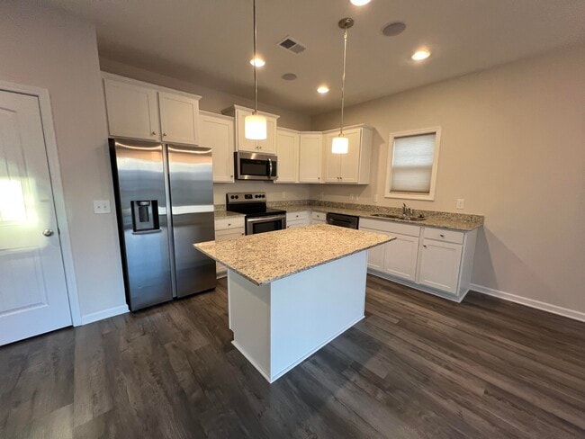 Building Photo - 4044 Thimbleberry Dr