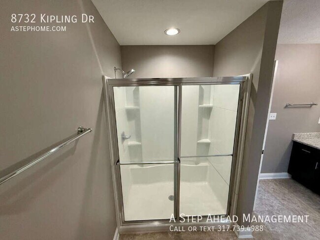 Building Photo - 8732 Kipling Dr