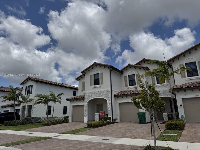 Building Photo - 11919 SW 247th Ter