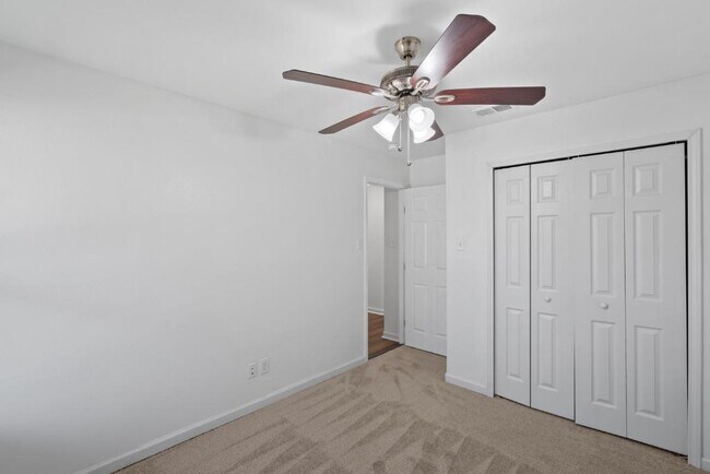 Building Photo - 1519 Gatlinburg Dr