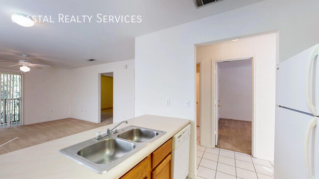 Building Photo - 895 Silverwood