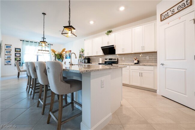 Building Photo - 11171 Canopy Loop