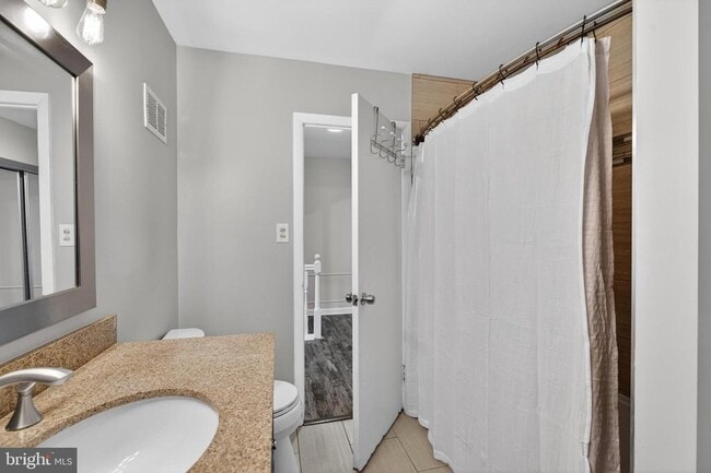 Building Photo - 9333 Pan Ridge Rd