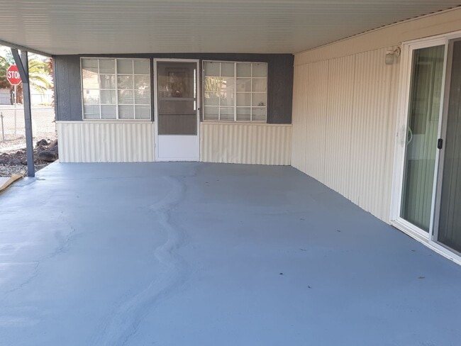 Building Photo - 2 Bedroom/2Bath Mobile home with Arizona Room and Fully Fenced Yard.