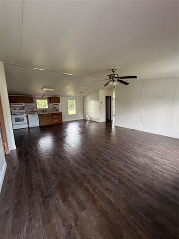Building Photo - 2517 Willow Oak Ln