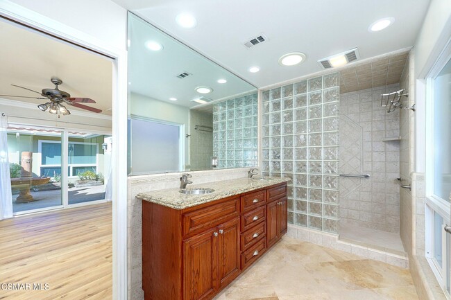 Building Photo - 1504 Covington Ave