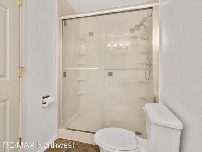 Building Photo - 3 br, 2.5 bath House - 6610 Millstone Ln S...