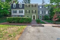 Building Photo - 7 Georgetown Green