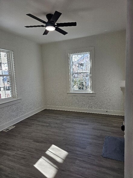 Building Photo - 118 County Rd