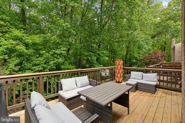 Building Photo - 11545 Pine Cone Ct