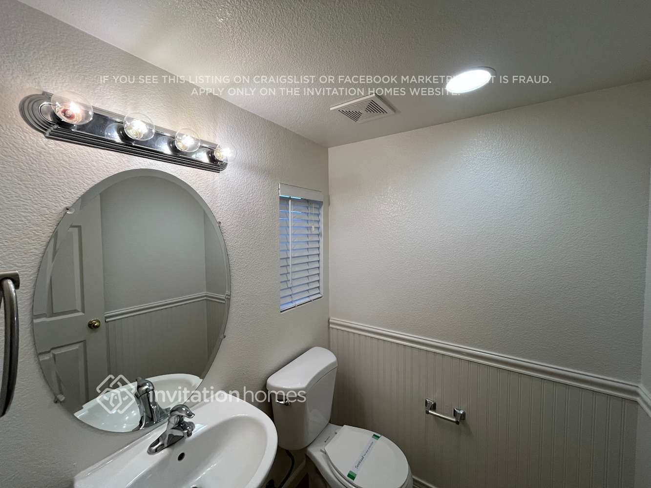 Building Photo - 301 Unity Cir