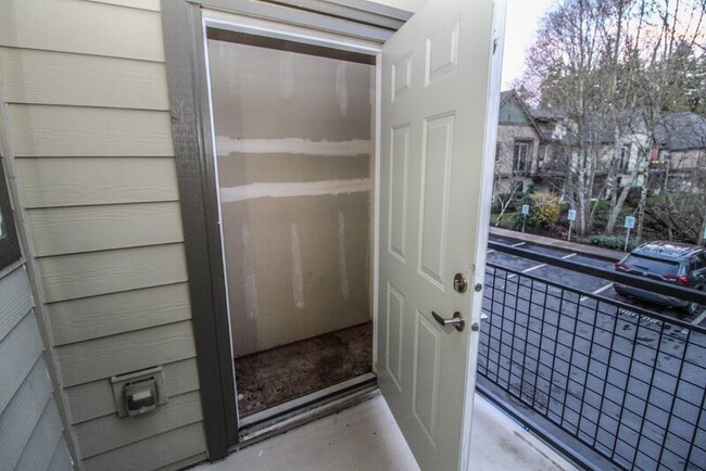 Building Photo - 19102 20th Dr SE