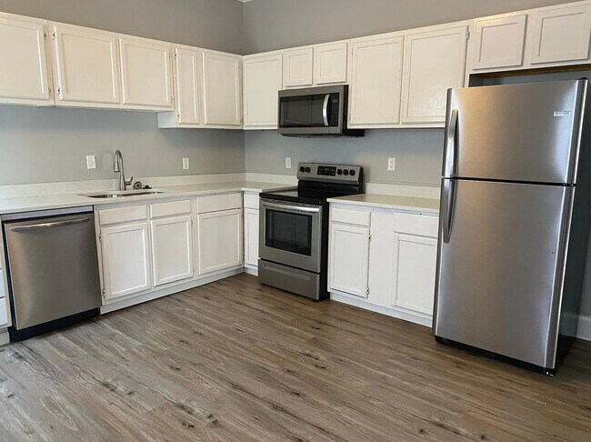 Building Photo - 2128 N Pennsylvania St