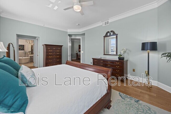 Building Photo - 2 Wharfside St