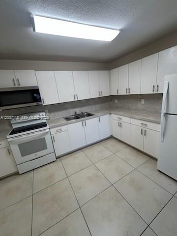 Building Photo - 1828 NW 93rd Terrace