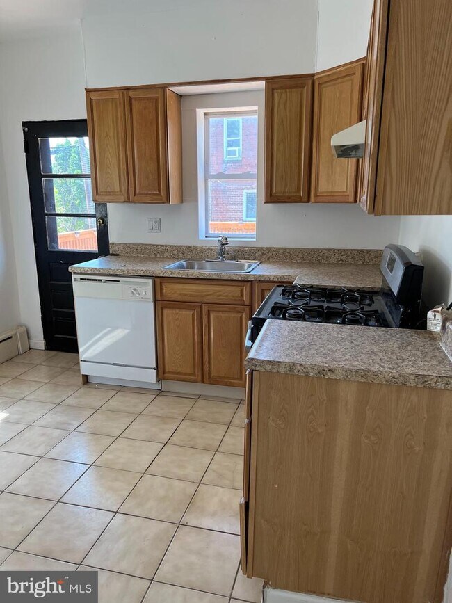 Building Photo - 6226 N 4th St