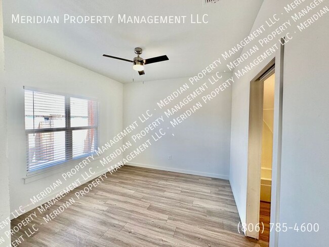 Building Photo - 5705 Kemper St