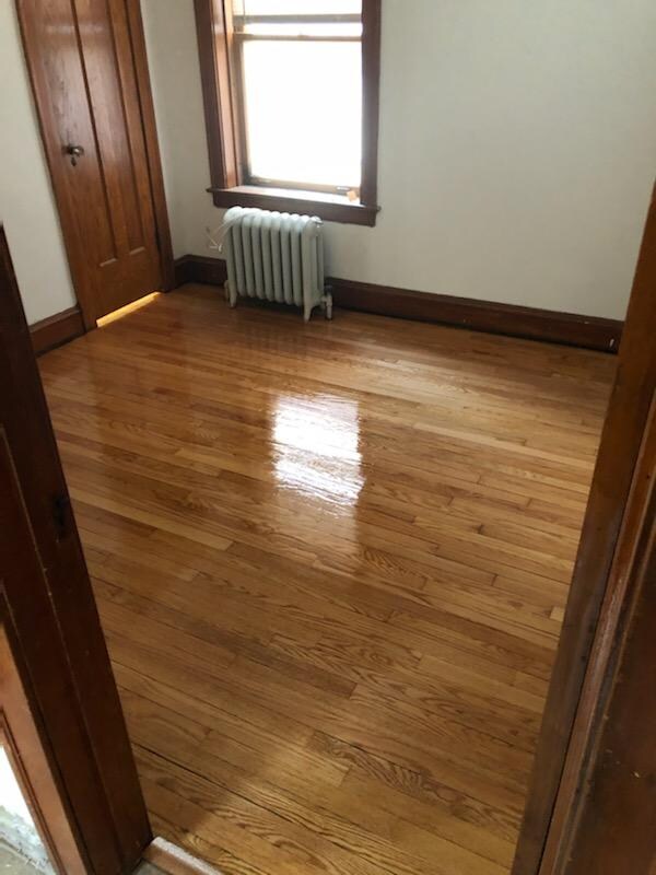 Building Photo - 5040 N Parkside Ave