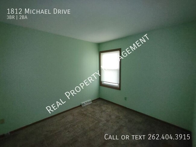 Building Photo - 1812 Michael Dr
