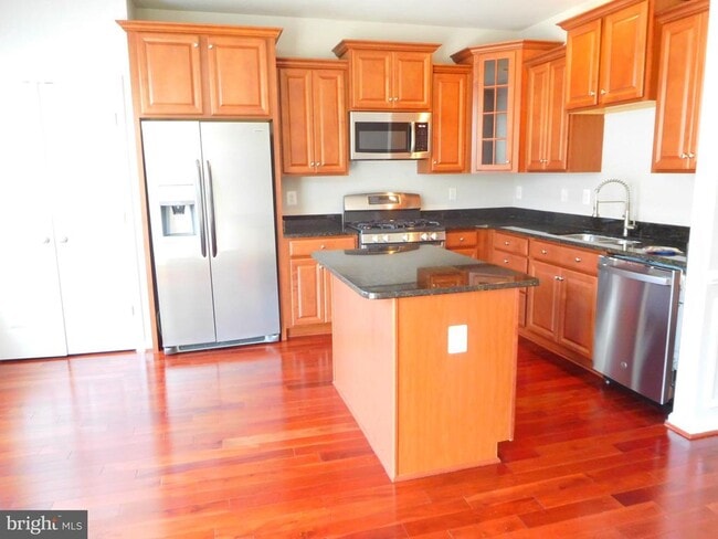 Building Photo - 9828 Smithview Pl