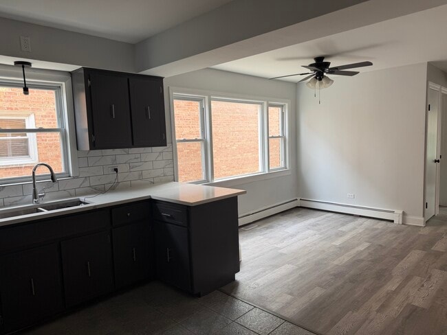 Building Photo - 8011 S Komensky Ave