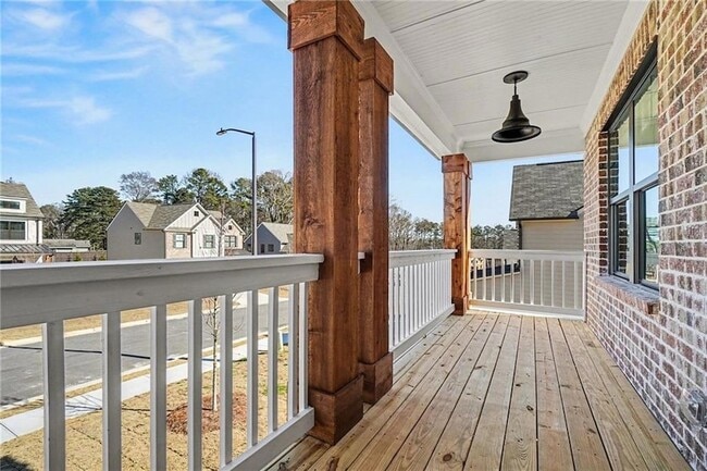 Building Photo - 377 Waterbluff Dr SW