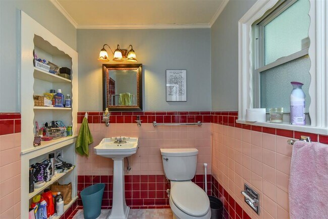 Building Photo - 3605 Park Ridge Blvd