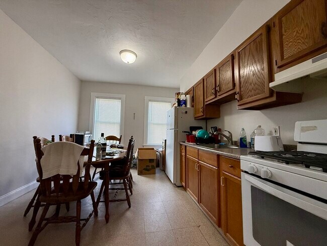 Building Photo - 11 John St