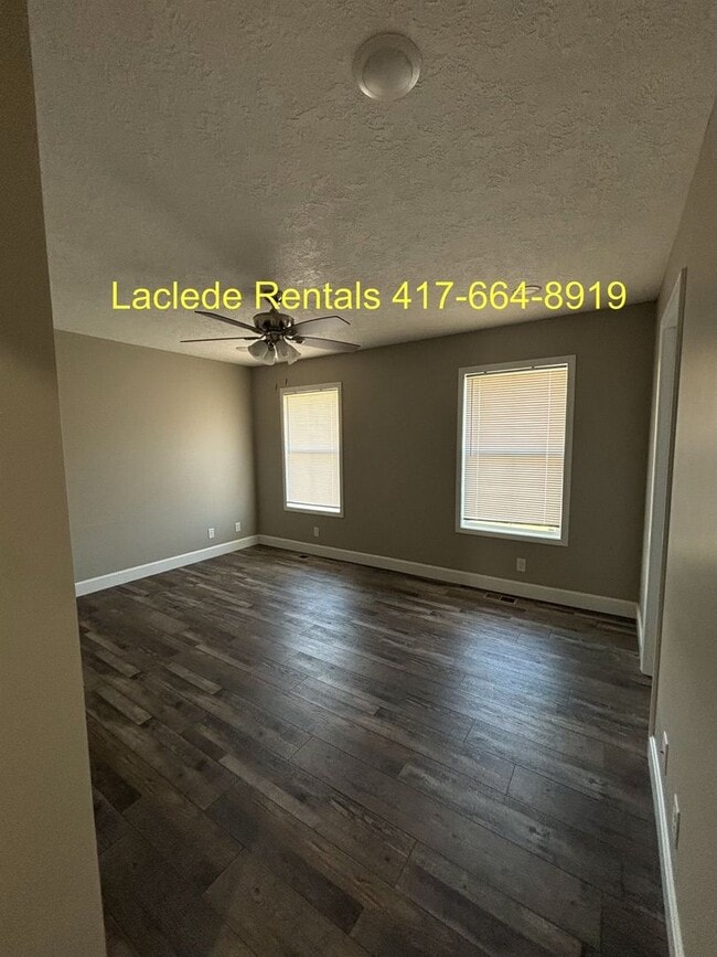 Building Photo - 3 BEDROOM 2.5 BATHROOM TOWNHOUSE FOR RENT