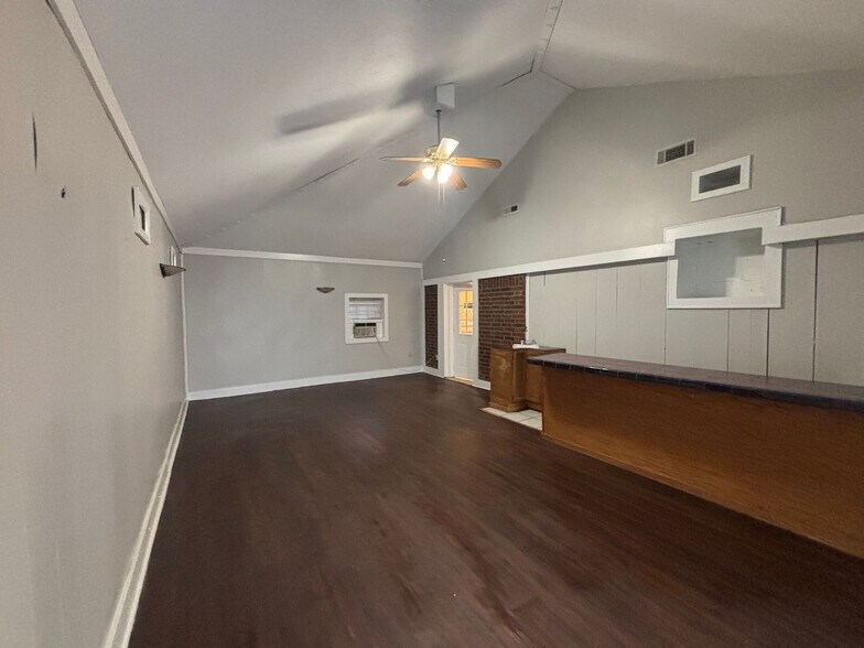 Building Photo - 2532 Baxter Cove