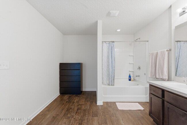 Building Photo - 3632 Sunfish Dr