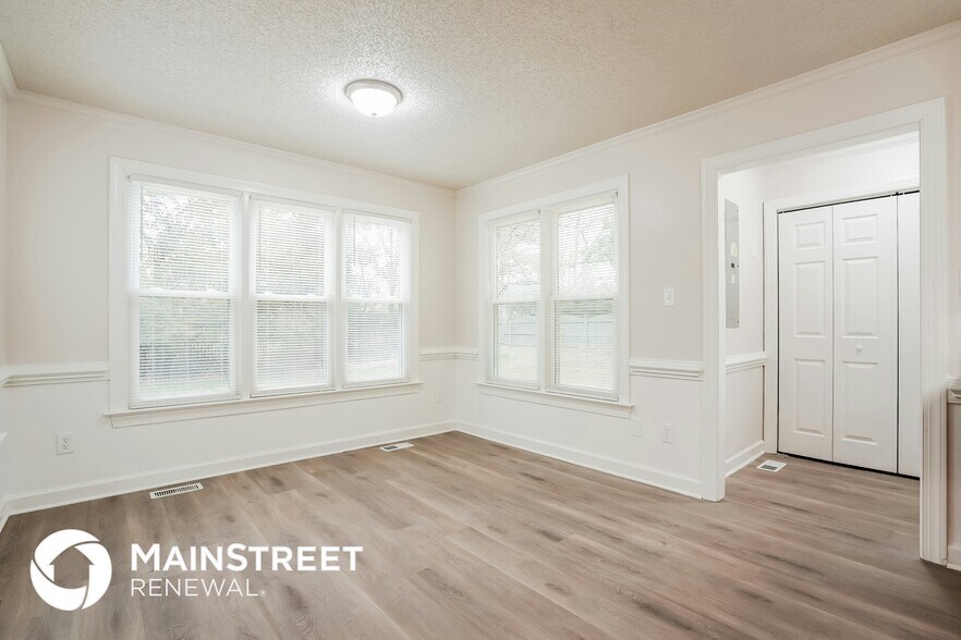 Building Photo - 2120 Colorwood Ct