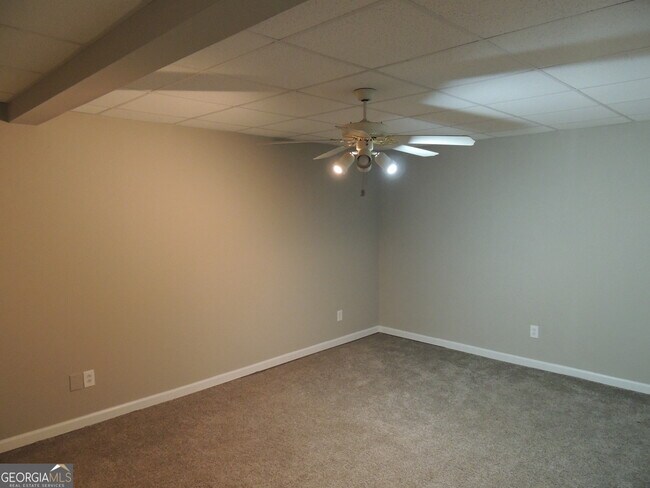 Building Photo - 70 Vinny's Terrace