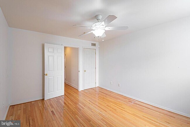 Building Photo - 1635 Passyunk Ave