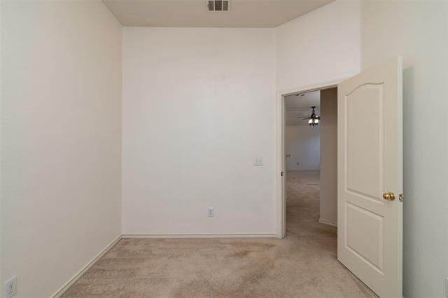 Building Photo - 1621 Oak Brook Ln