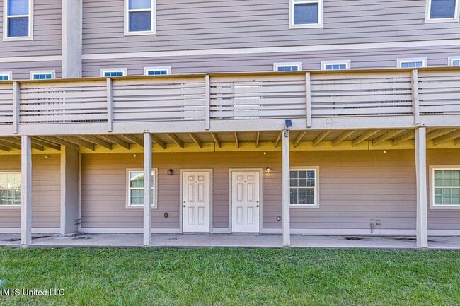 Building Photo - 103 E Orchard Loop