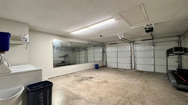 Building Photo - 5837 Secrest Dr