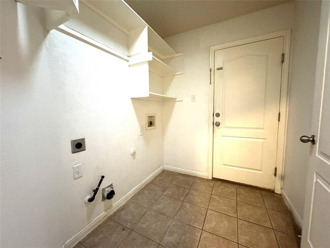 Building Photo - 807 Centerbrook Pl