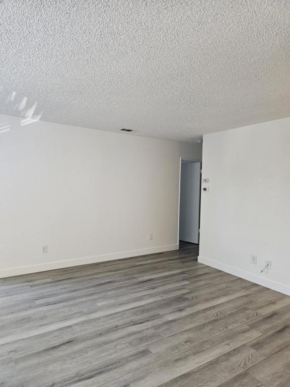 Building Photo - 426 Cherry Ln