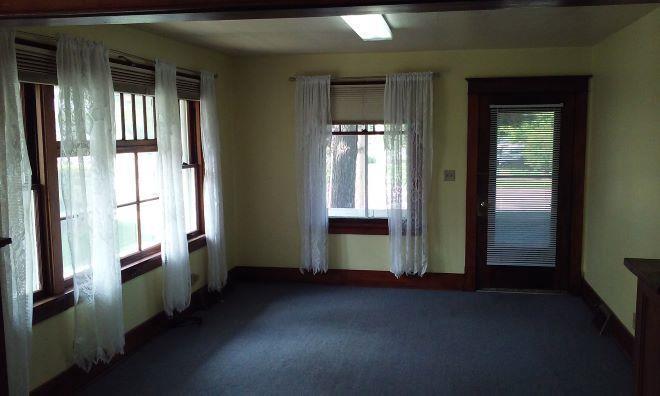 Building Photo - 1015 Mineral Point Ave