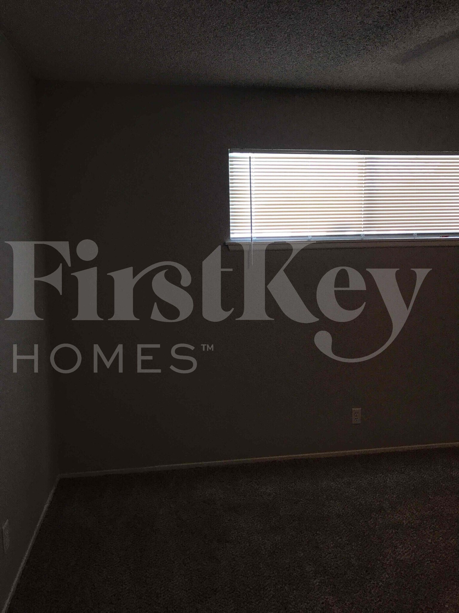 Building Photo - 1810 Renada Cir