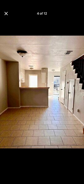 Building Photo - 9503 Olde Towne Row